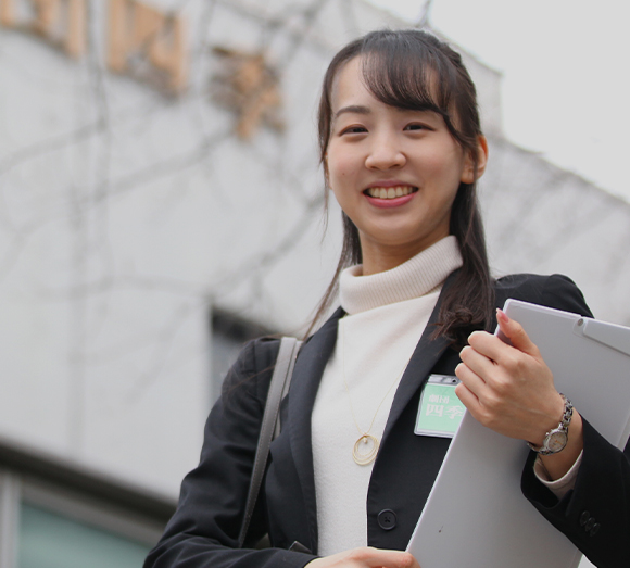 広報宣伝部 宮治 涼香